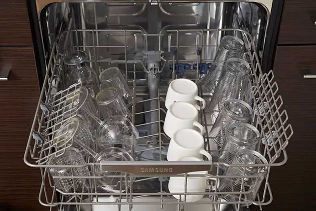 Не включается посудомоечная машина  Clatronic