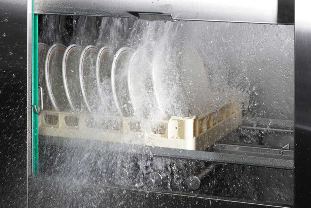 Посудомоечная машина не сливает воду Clatronic